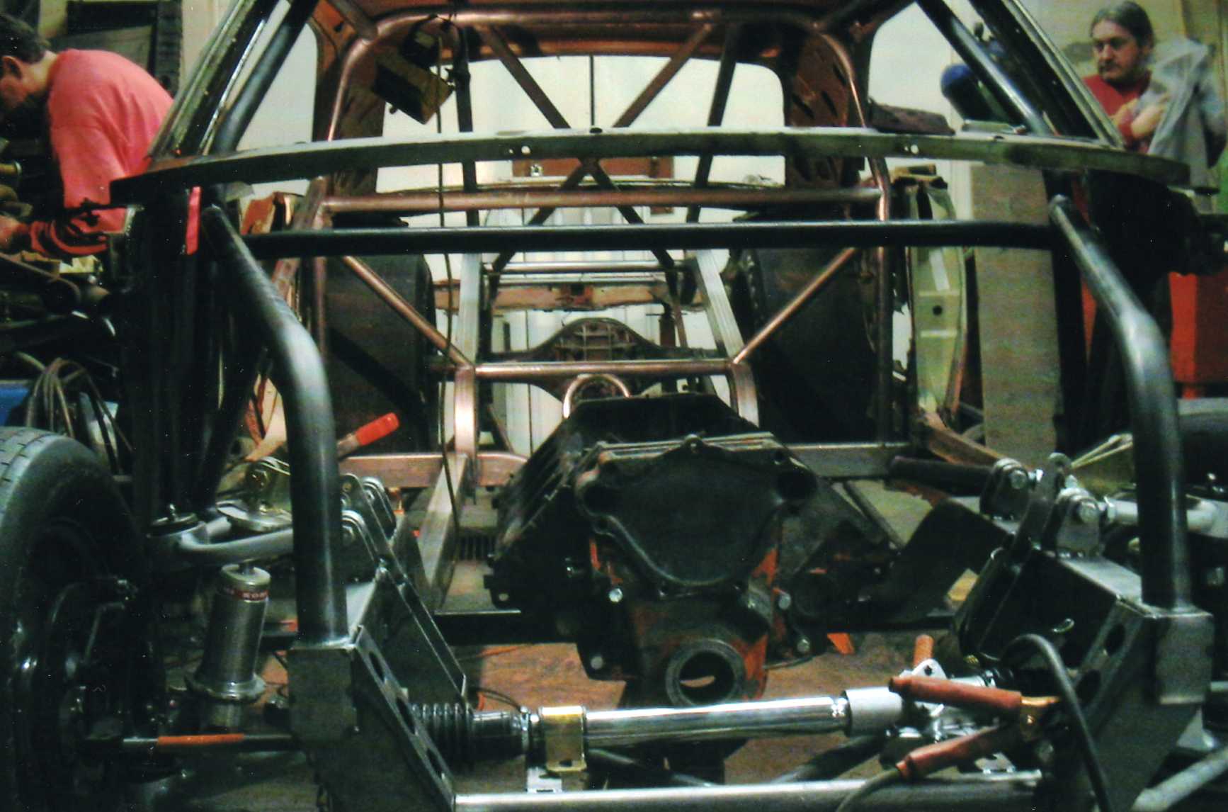 The car frame takes shape and shows the triangulation